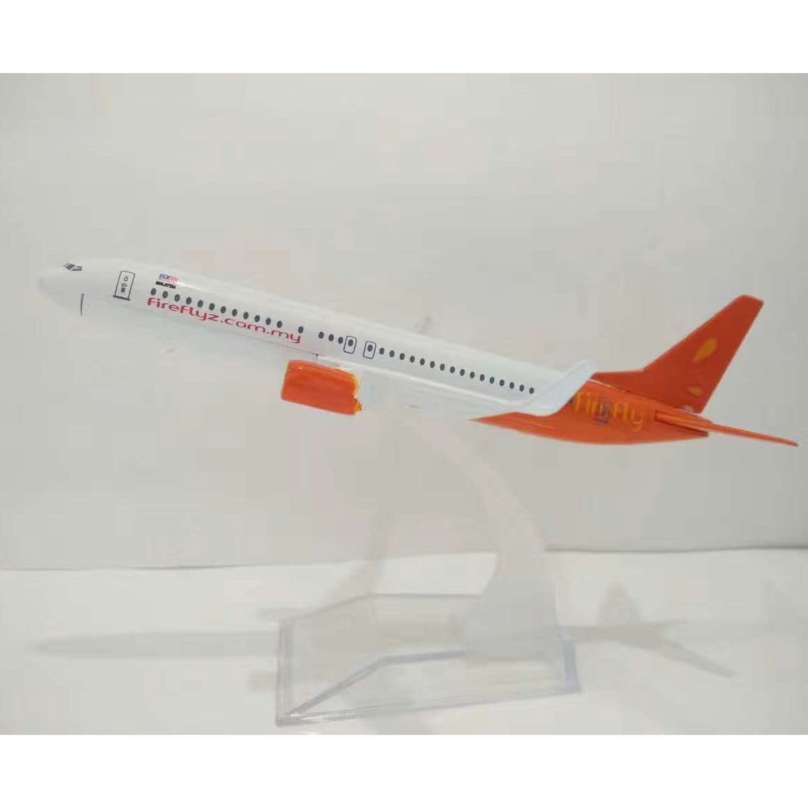 飞机模型（16CM中国青岛航空B737-800） 金属飞机合金飞机模型详情图6