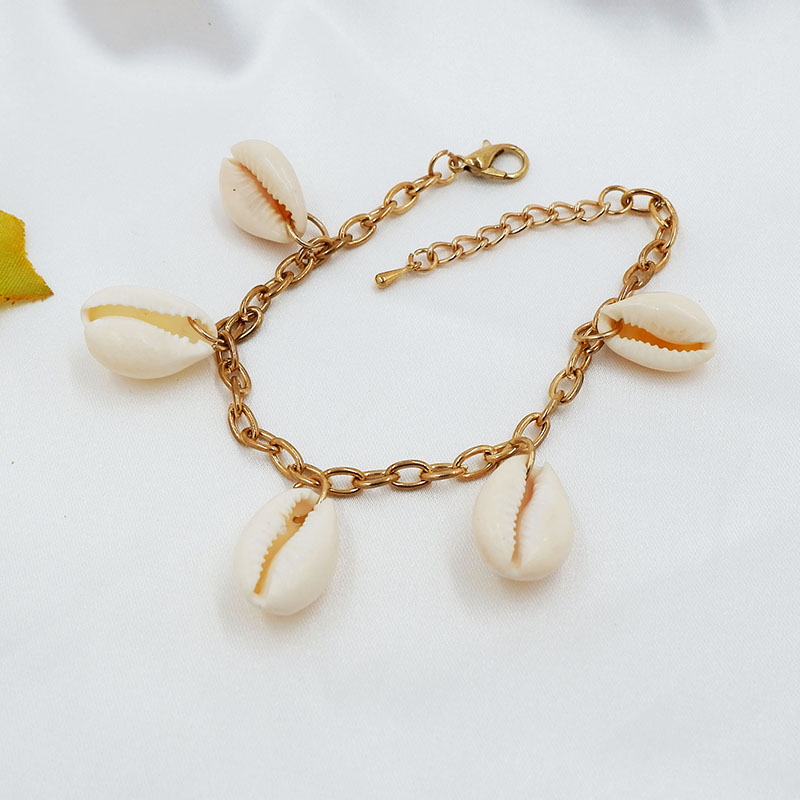 Shell Necklace Set Application Scenario