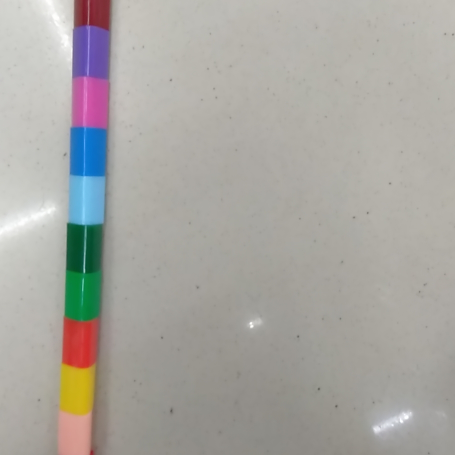 Crayons, marker pens, highlighters, ballpoint pens and ballpoint pens