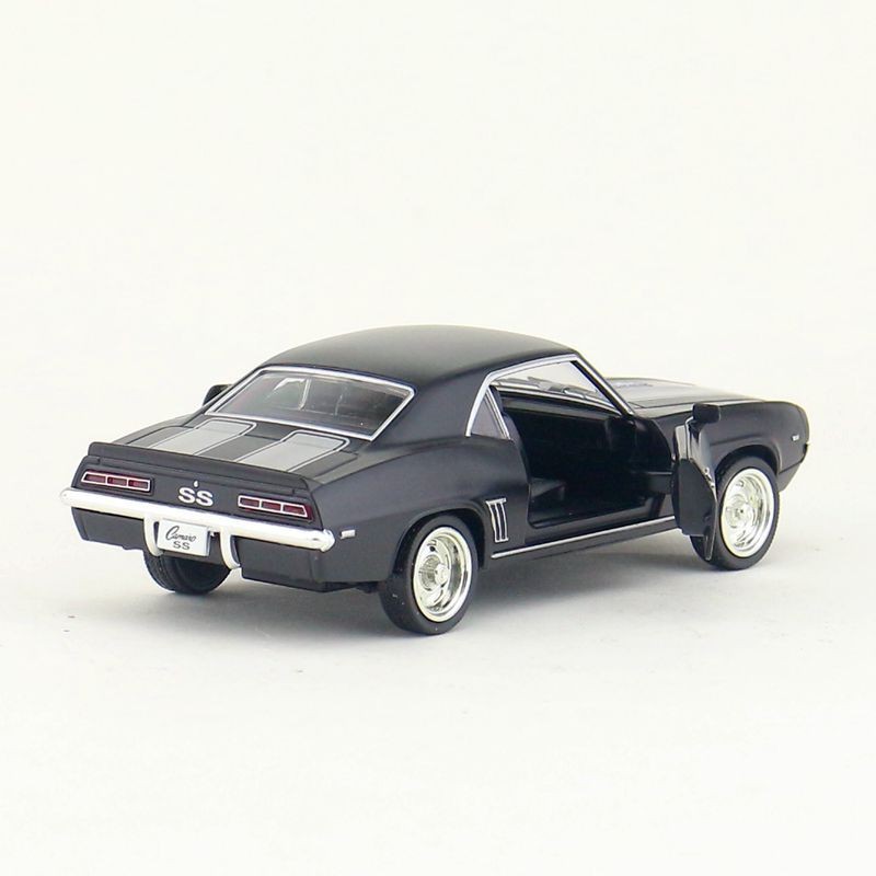 Alloy matte black Chevrolet Camaro SS toy model car detail image 4