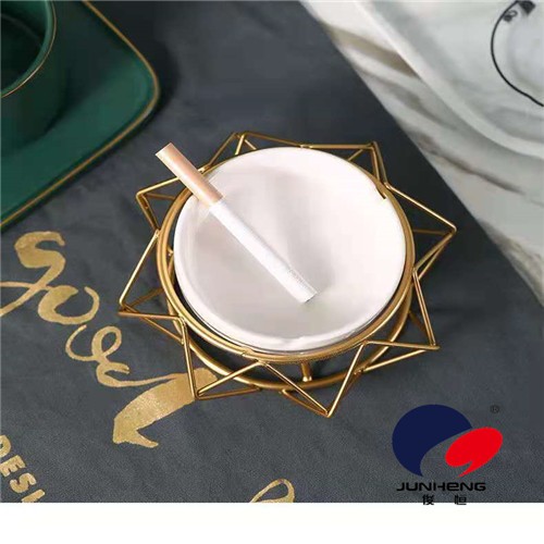 北欧风创意个性烟灰缸架家用网红客厅装饰摆设详情5