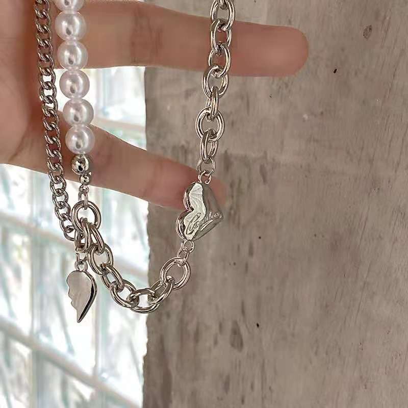 New Korean-style pearl patchwork heart-shaped necklace detail image 4