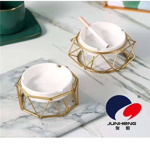 北欧风创意个性烟灰缸架家用网红客厅装饰摆设详情6