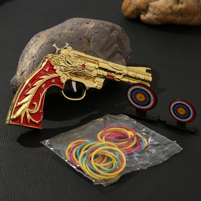 Yunling Toys' large revolver Golden Dragon Rubber Band Gun toy model can fire rubber bands to give friends as an excellent festival gift