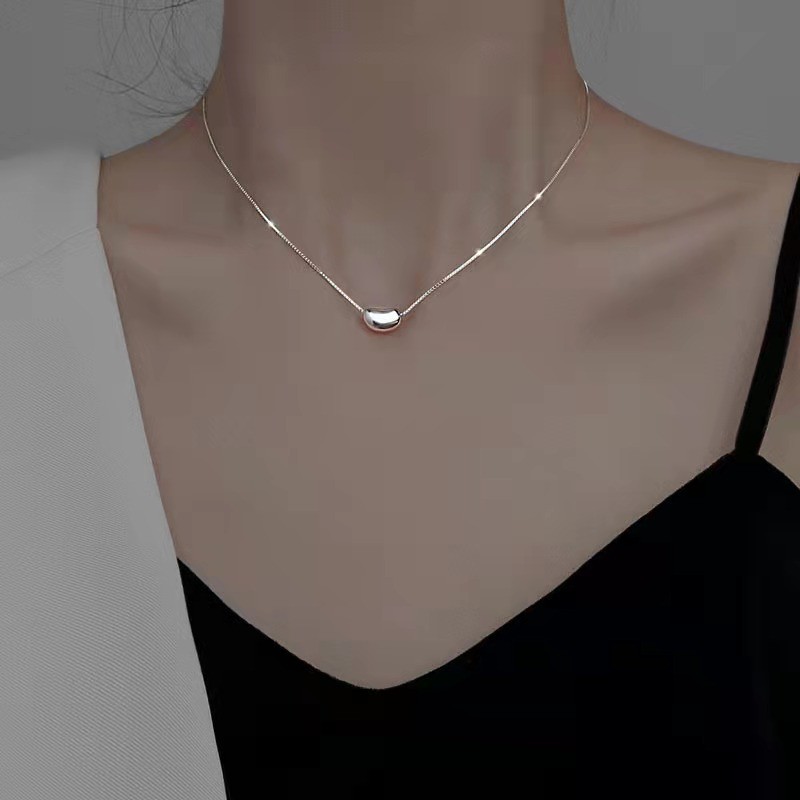 Korean version simple love bean lady necklace detail image 2