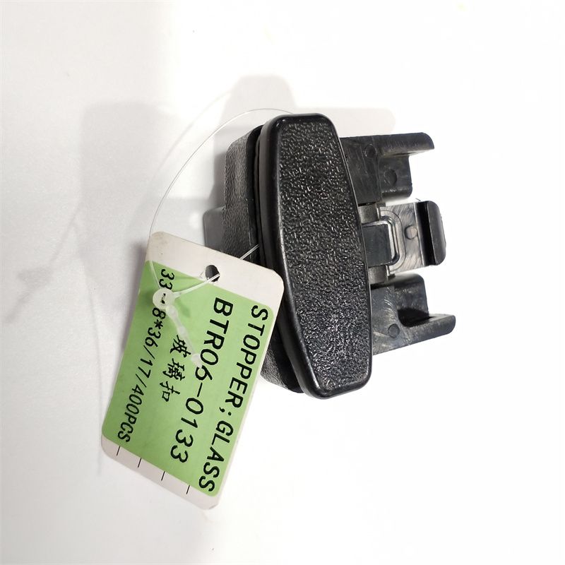 Glass Buckle No. 1 Is Suitable For Light Trucks Such As Isuzu Jianghuai Specification drawing