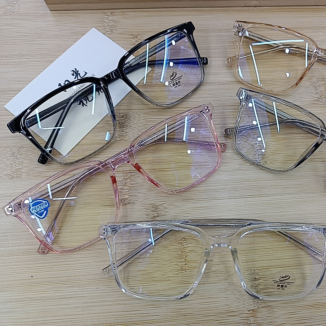 Beautiful glasses that can be sold in retail