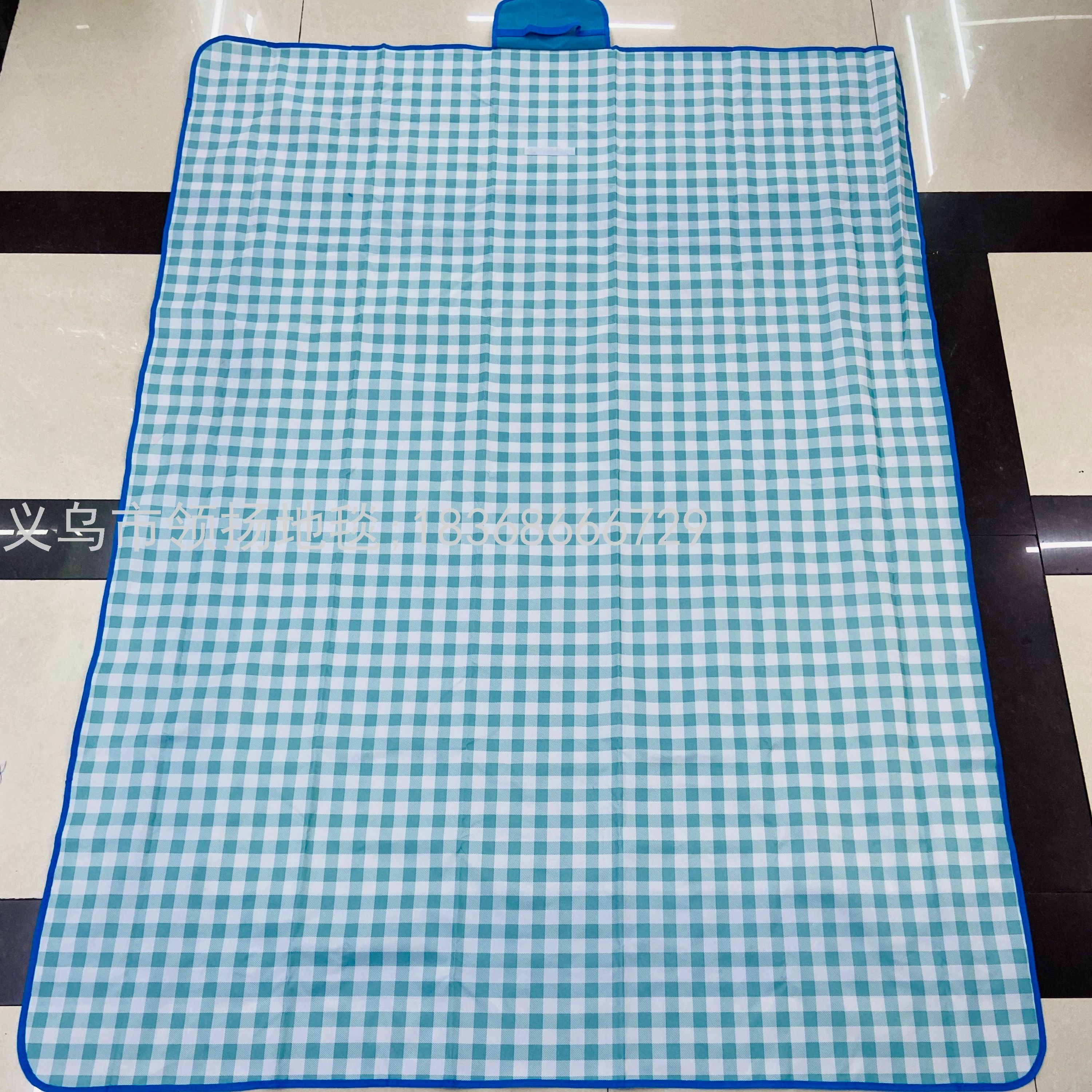 户外垫牛津布野餐垫沙滩垫牛津布600Ｄ底部PVC防水层户外用品