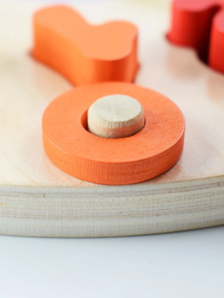 The wooden toy for educational digital clock is highly entertaining and colorful. It helps cultivate logical thinking ability. Parent-child games exercise hand-eye coordination. Early education and enlightenment toys accompany your growth detail image 15