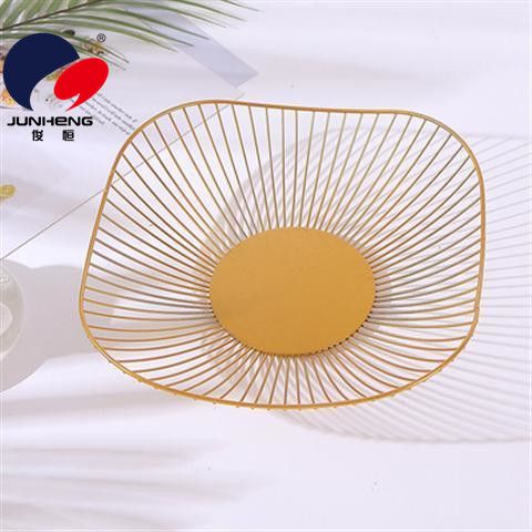Nordic wind iron art fruit basket home modern living room tea table fruit basin snack thousand fruit plate net red creative fruit basket Application Scenario