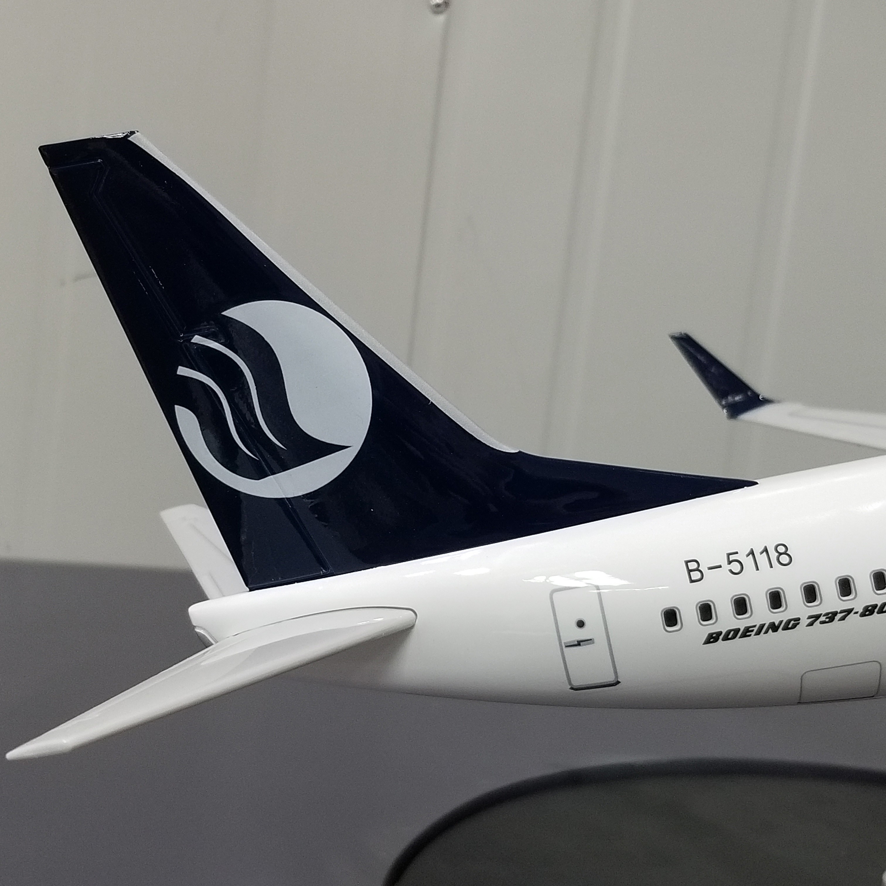飞机模型（B737-800中国山东航空47CM）ABS合成塑脂飞机模型 仿真飞机模型详情7