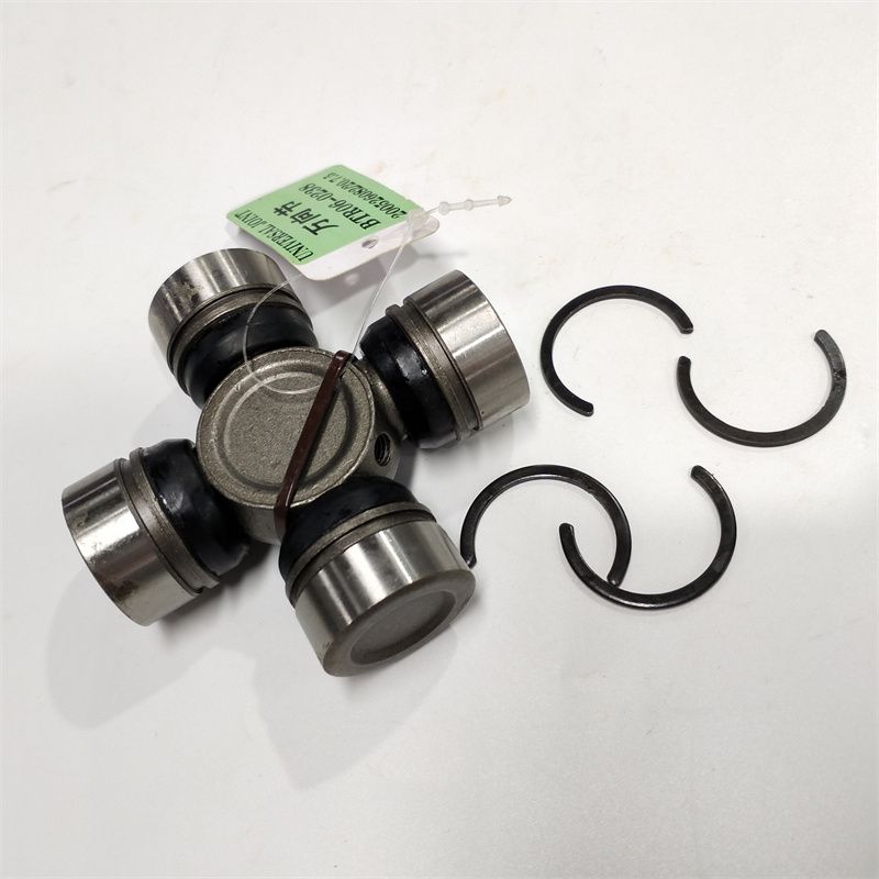 Universal Joint No. 6 Is Suitable For Light Trucks Such As Isuzu Jianghuai details Picture