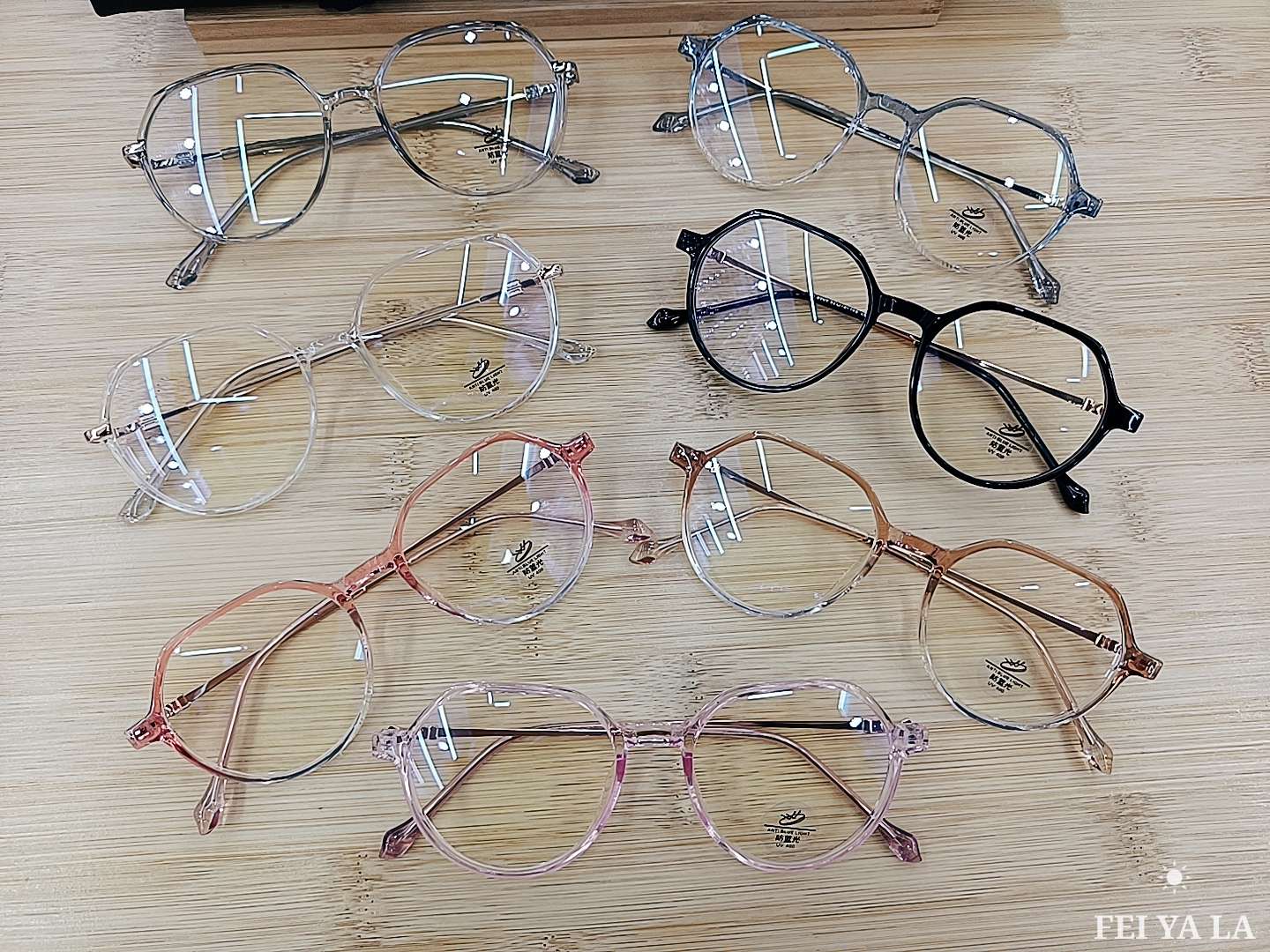 دائرة النظارات الضوئية الزرقاء Item Picture