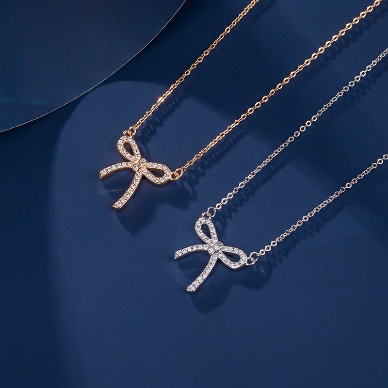 Elegant bow, diamond-encrusted alloy, simple, aloof and niche ladies' necklace detail image 3
