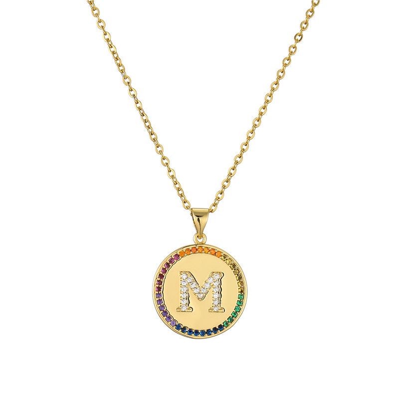 A simple and elegant Korean-style lady's necklace with a round pendant set with diamonds and letters