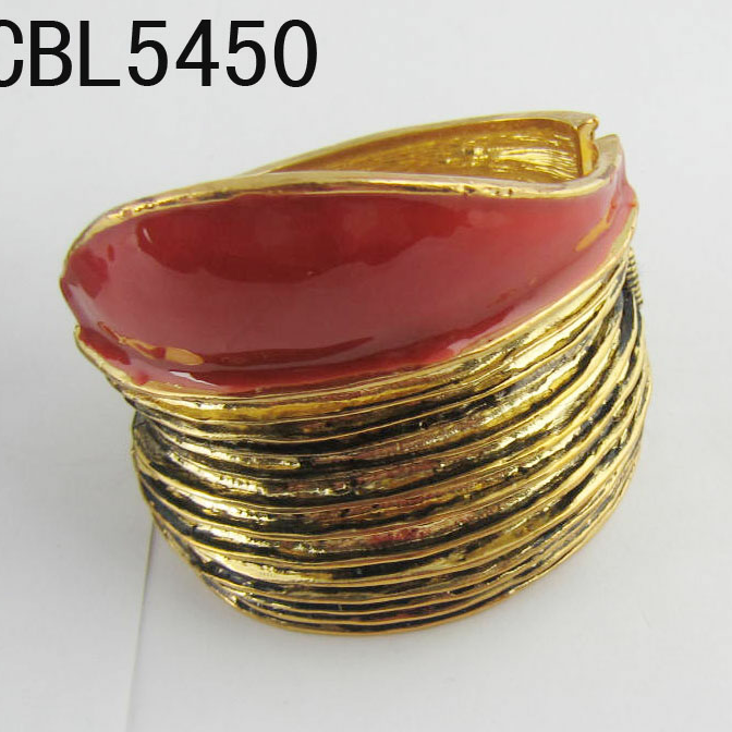 Europe and the United States fashion trend frontline simple modern elegant popular new bracelet z21