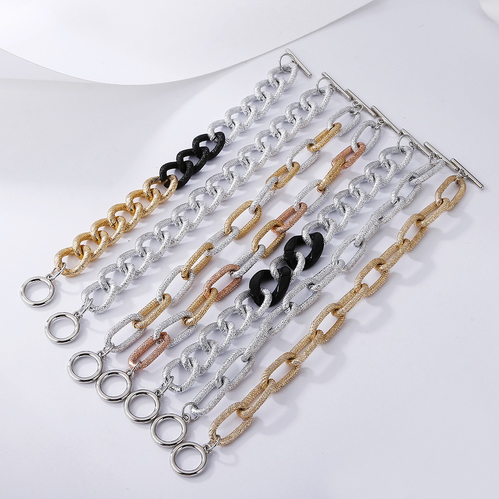 A simple, fashionable, cool and niche women's bracelet made of two-color aluminum from Europe and America detail image 2