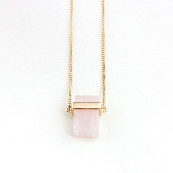 A rectangular natural rose quartz necklace set with a high-end and niche design for European and American export jewelry detail image 2