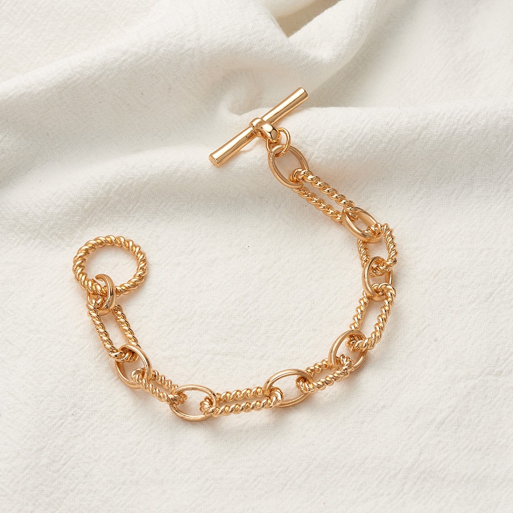 European and American iron simple double-piece niche ladies' bracelet detail image 2