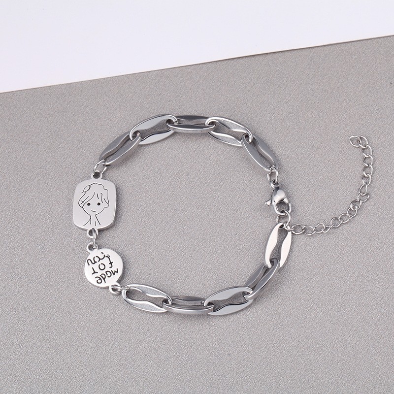 A simple and elegant double-piece necklace with fashionable iron chain accessories from Europe and America for ladies detail image 2
