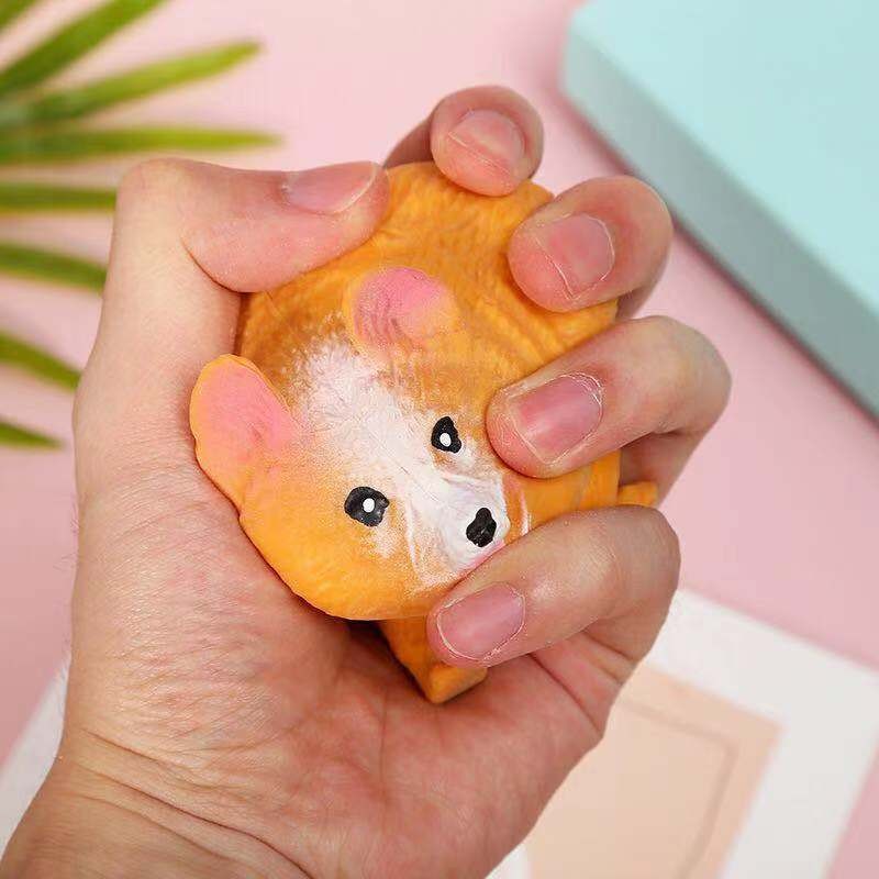 Corgis knead toy Pugs detail image 1