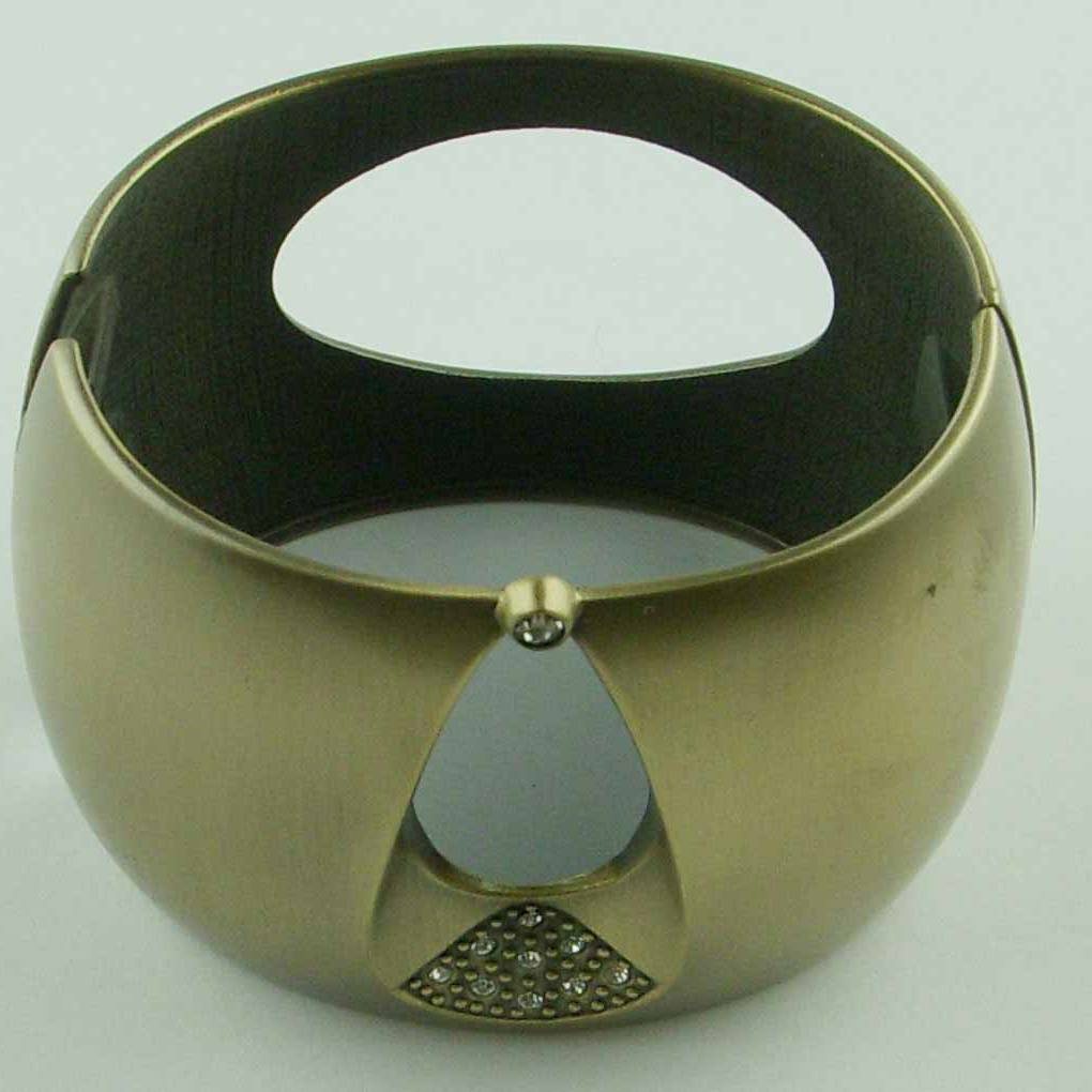 Europe and the United States fashion trend frontline simple modern elegant popular new bracelet z5