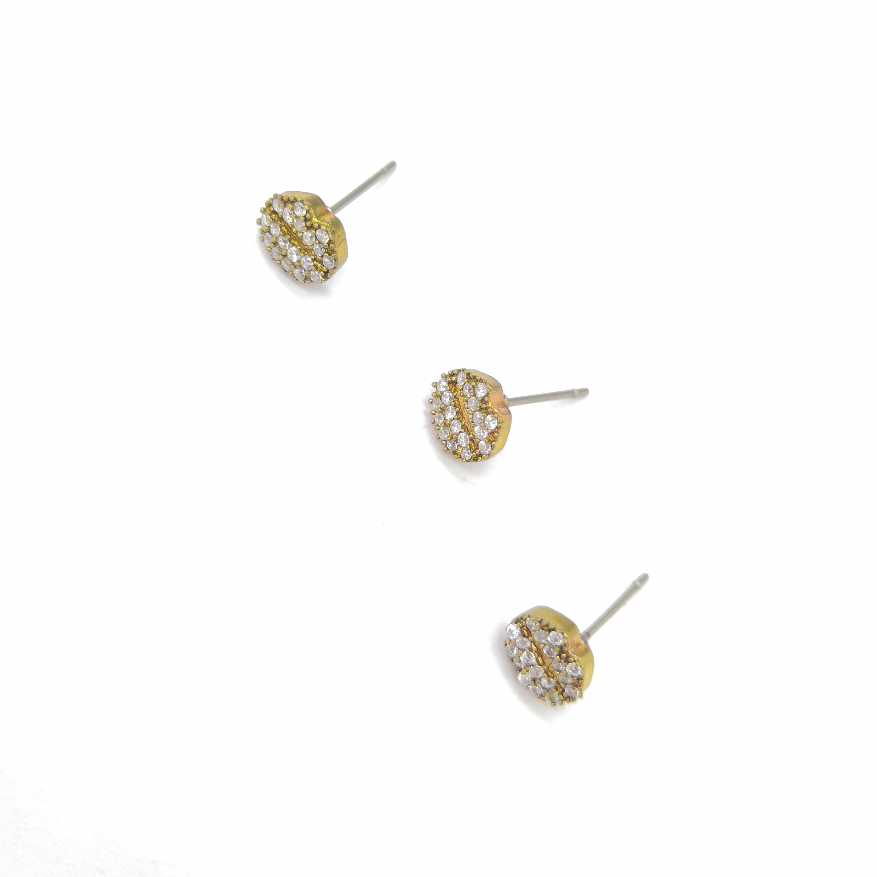 Diamond lips, stud earrings, steel needles