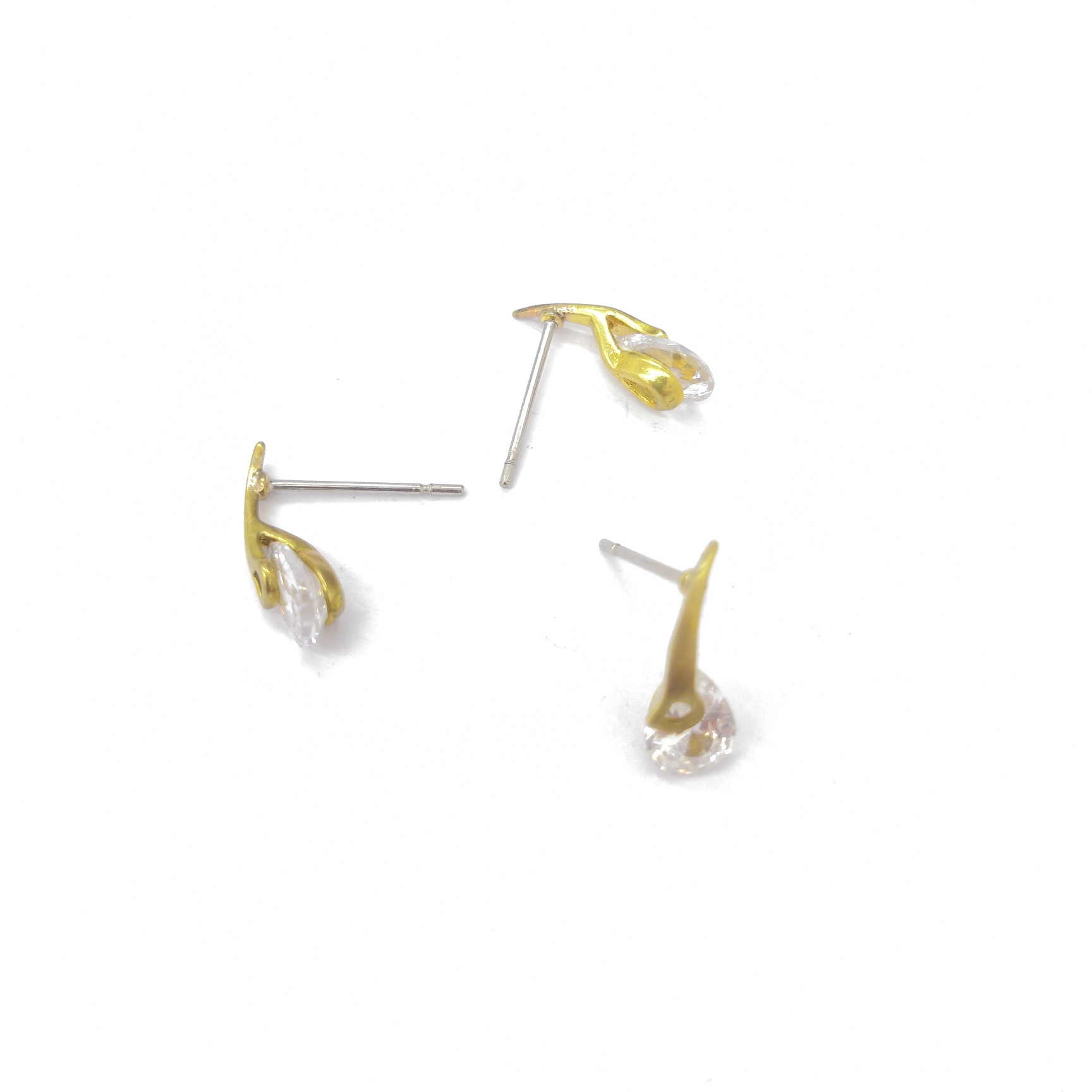Earrings set with diamonds