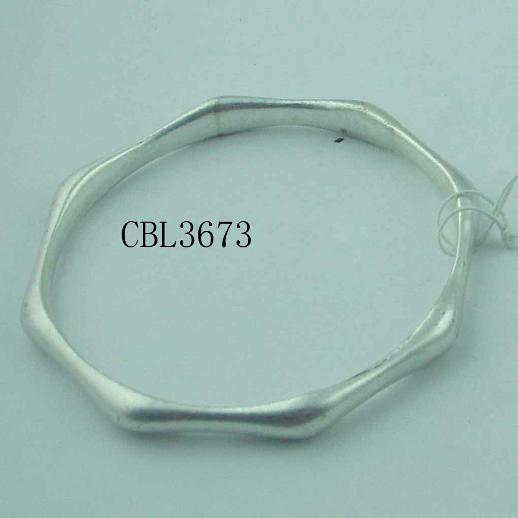 Europe and the United States fashion trend frontline simple modern elegant popular new bracelet z11