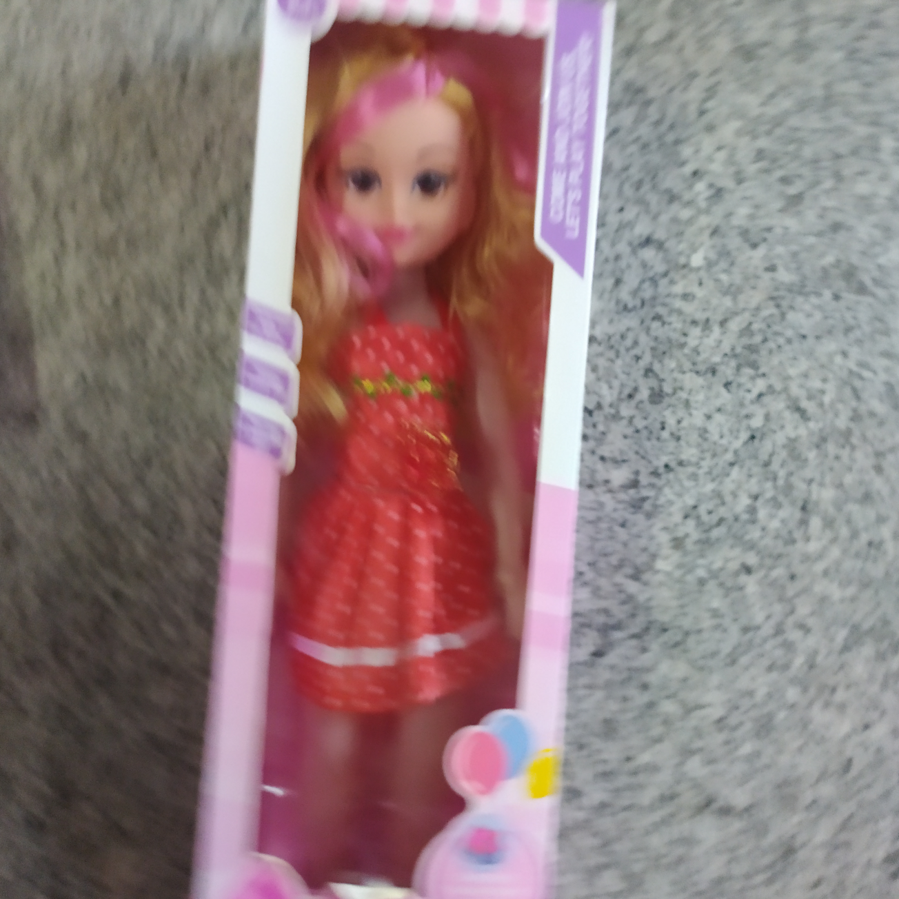 An 18-inch musical beauty girl
