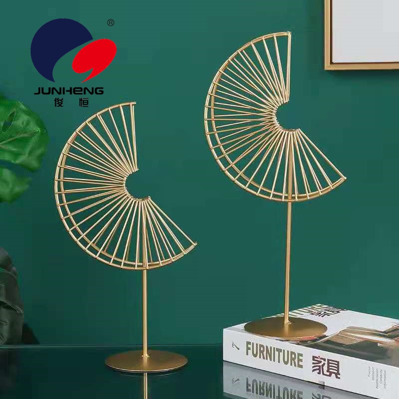 Nordic light luxury golden ironwork ginkgo leaf ornaments, living room wine cabinet tabletop decoration handicrafts display pic 3