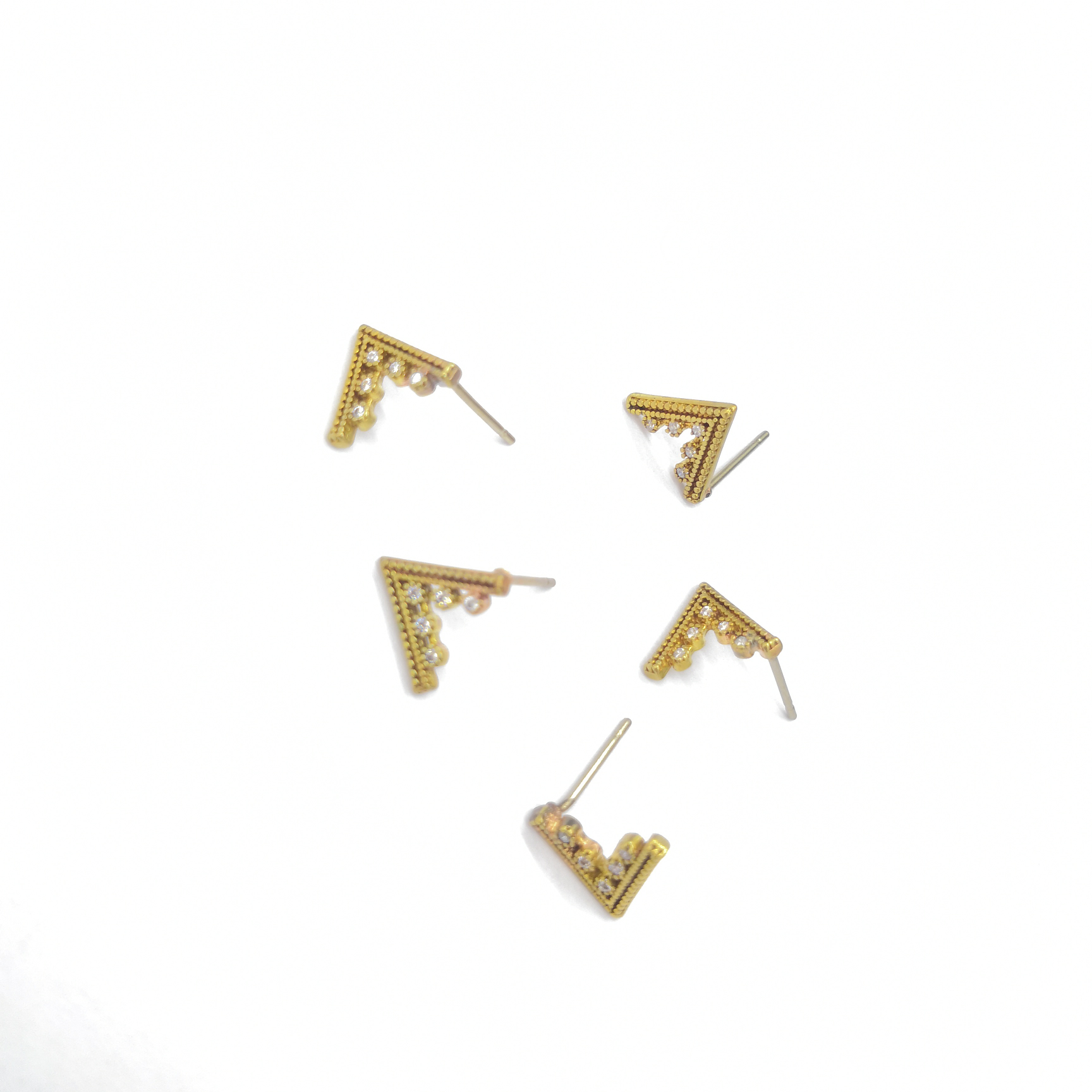 Cast copper triangle micro inlay with needle left