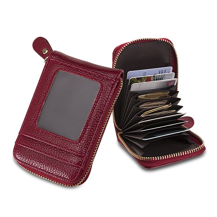 Factory Direct Foreign Trade New Pu Certificate Bag Lady Organ Card Bag Multi-Card Zipper Purse Card Cover Wholesale Ou Shang Os-65 Application Scenario