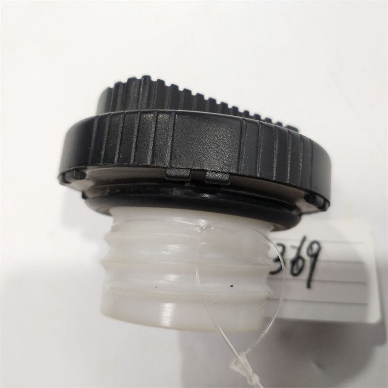 Fuel Tank Cap No. 15 Is Suitable For Light Trucks Such As Isuzu Jianghuai