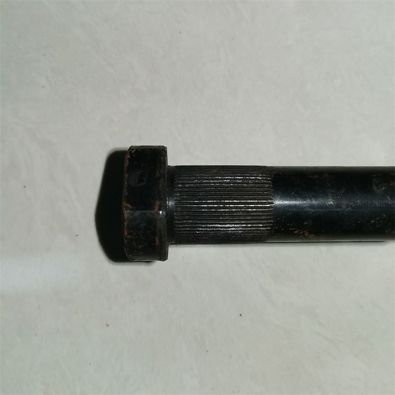 Bolt 24 is suitable for light trucks such as Isuzu Jianghuai full figure