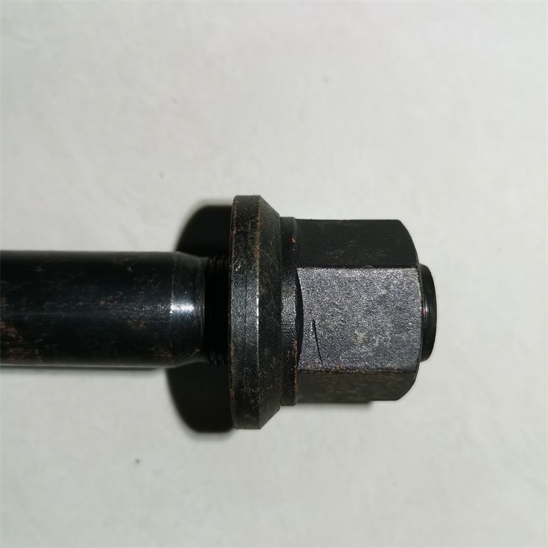 Bolt 24 is suitable for light trucks such as Isuzu Jianghuai Specification drawing