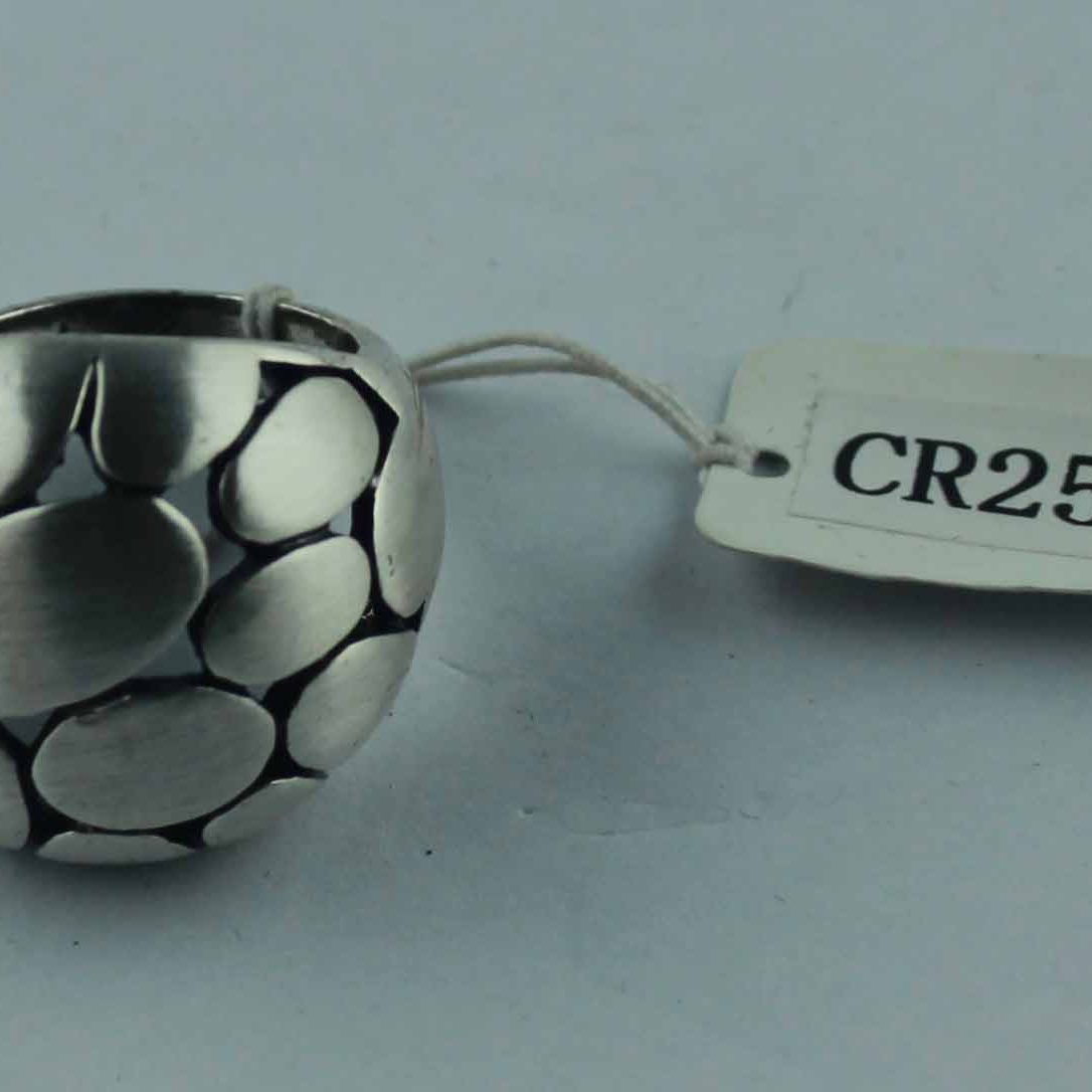 Europe and the United States fashion trend frontline simple modern elegant popular new ring b9
