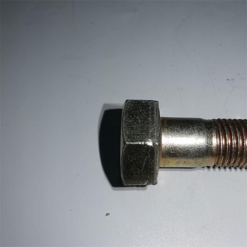 螺栓白底实物图