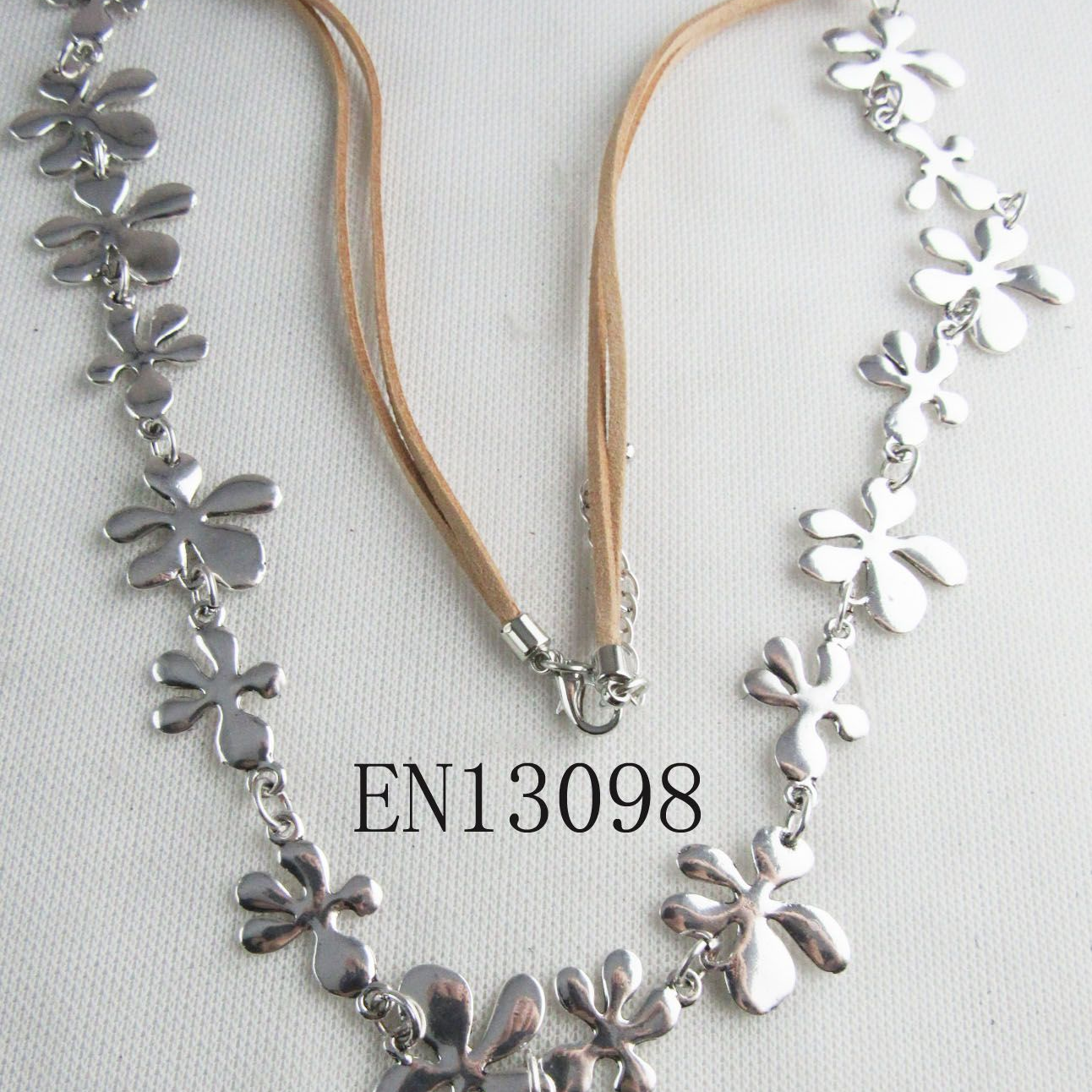 Europe and the United States fashion trend frontline simple modern elegant popular new necklace z3