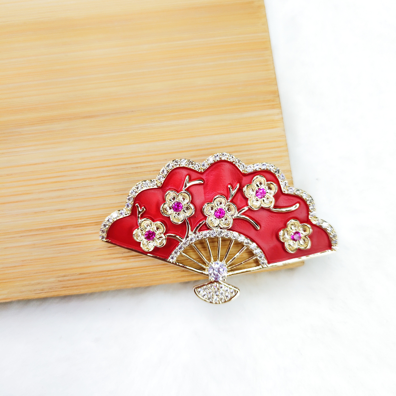 Korean version of fashion Chinese fan high-end anti-wear coat suit accessory brooch thumbnail