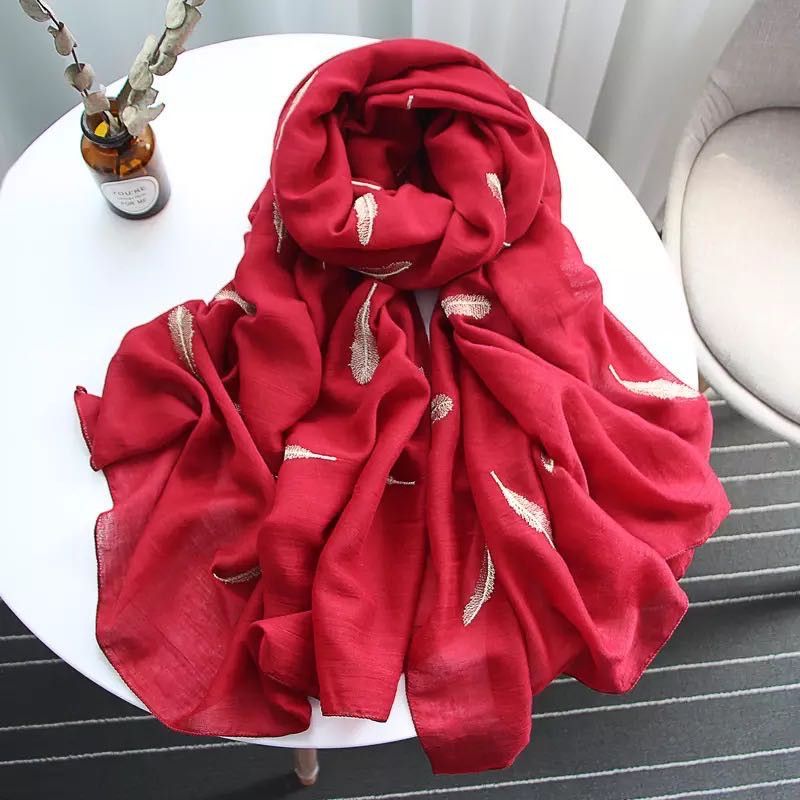 Ladies And Ladies Shawls Autumn And Winter Coats All Match Hugh Lady Retro Trendy Idle Explosive Scarf 6688119