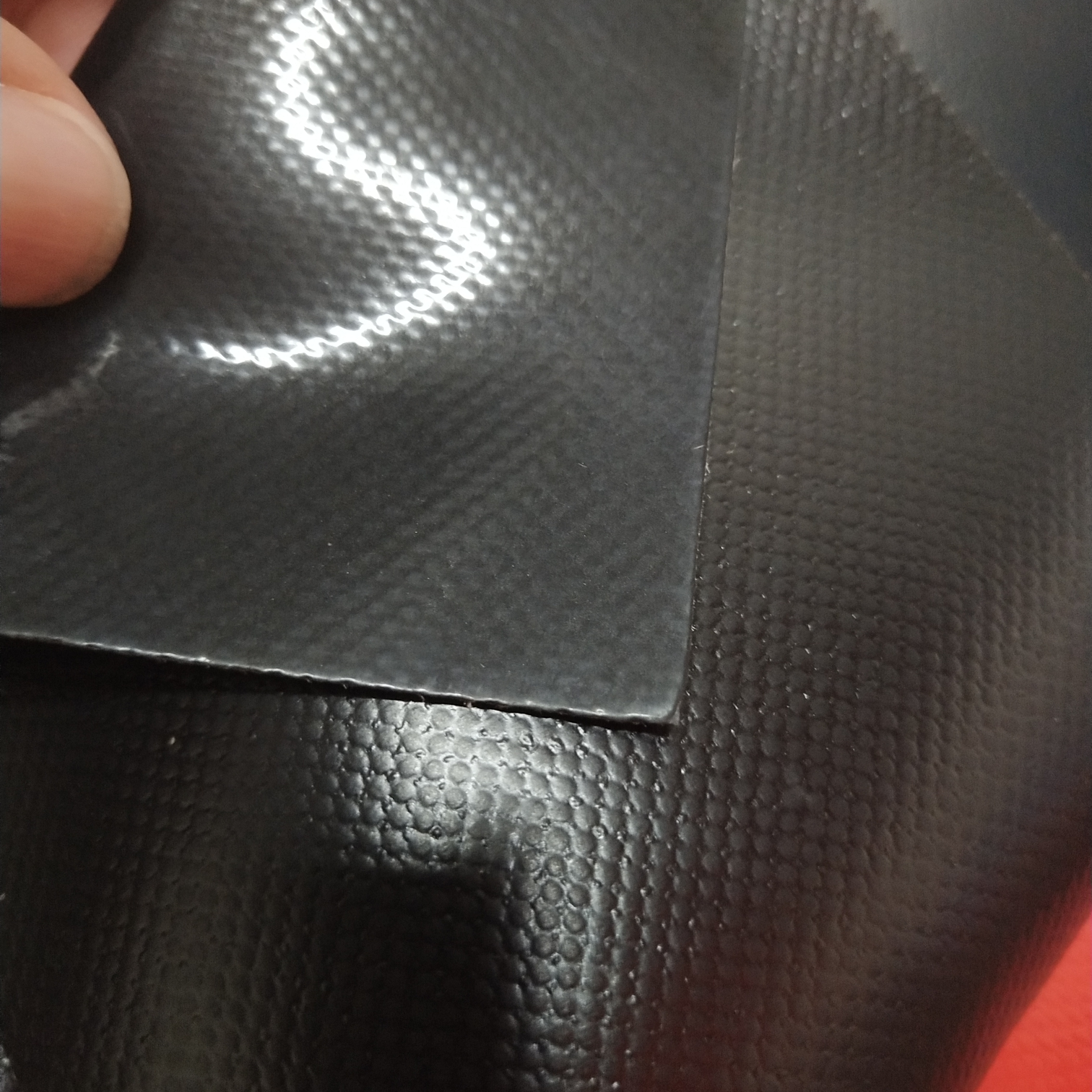 High-quality glossy black PVC mesh fabric for luggage, various gymnastic MATS, and special fabrics for luggage bags