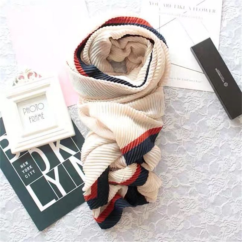 Ladies And Ladies Shawls Autumn And Winter Coats All Match Hugh Lady Retro Trendy Idle Explosive Scarf 6688153