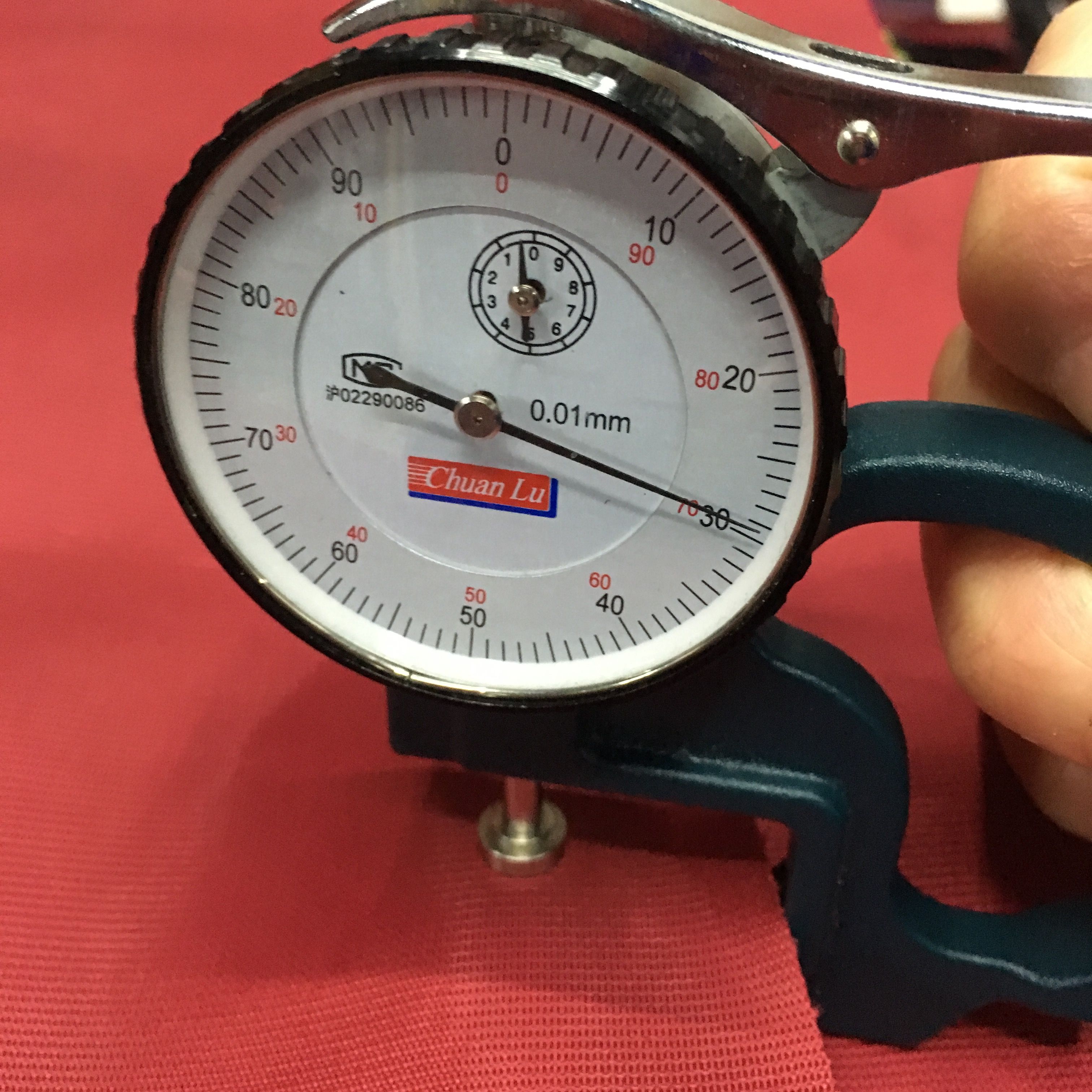 牙签布pvc-红色复合丝菱形格