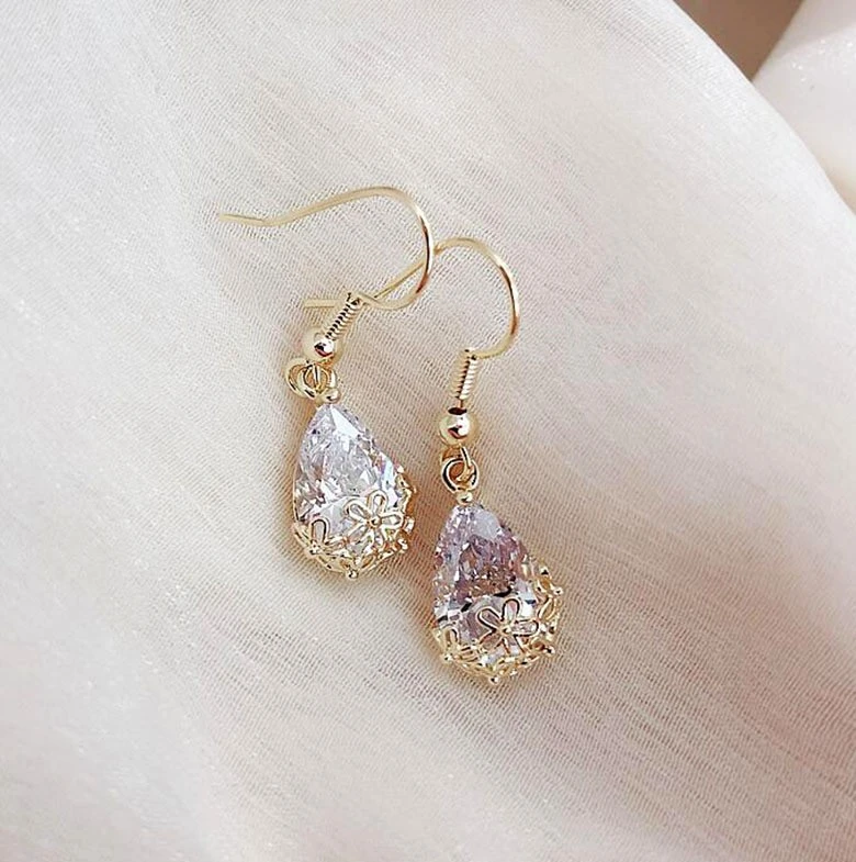 Korean-style light luxury glass zircon pendant earrings with a cold and elegant design for women detail image 2