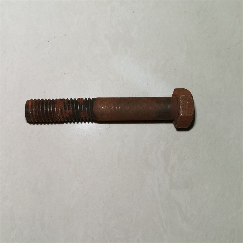 Bolt 67 Is Suitable For Light Trucks Such As Isuzu Jianghuai Specification drawing