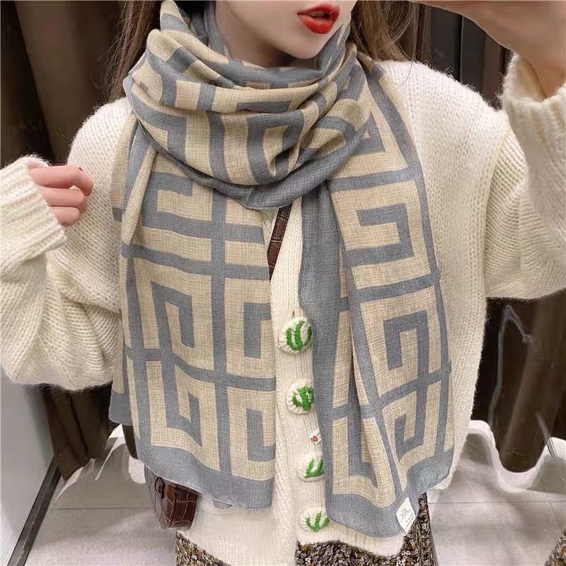 Ladies And Ladies Shawls Autumn And Winter Coats All Match Hugh Lady Retro Trendy Idle Explosive Scarf 6688131