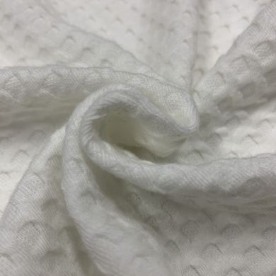 The manufacturer supplies TC small checkered waffle and polyester-cotton small checkered waffle bathrobes and pajamas fabric