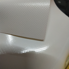 优质光面奶白色PVC夹网布  箱包布  各种体操垫  各种箱包袋专用面料