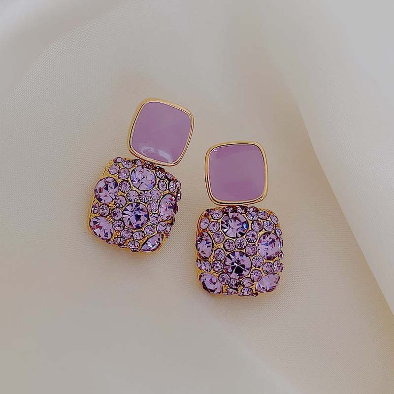 European and American fashionable and individual alloy oil drip inlaid water diamond ladies' cool double-piece ear studs detail image 2